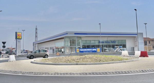 Si inaugura la rotonda di Papò Primo passo verso la tangenziale