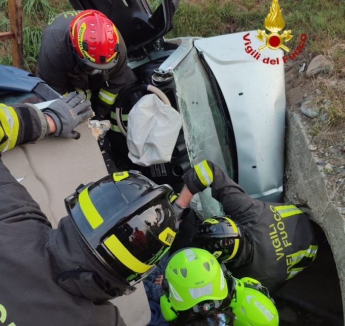 Incidente a Manta: ferito il guidatore