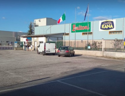 Incidente alla Rana di Moretta: un lavoratore perde tre dita