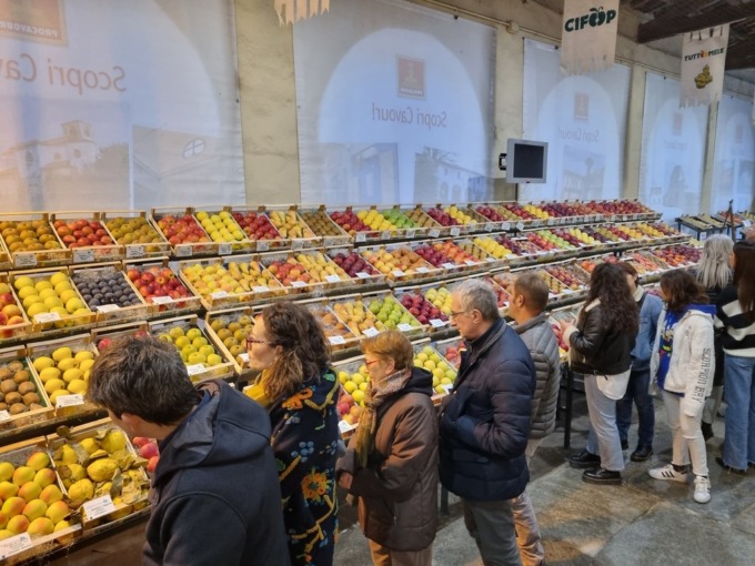 La nuova frutticoltura Convegno alla Morra