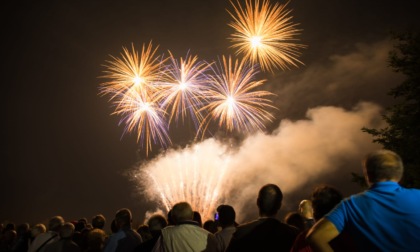 Capodanno al palazzetto oppure al Centro Senior di Villafranca