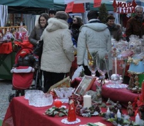Laboratori e creatività per i piccoli a Barge per Natale