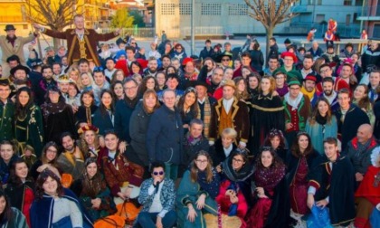 Domenica carri, banda e majorettes per le strade di Busca