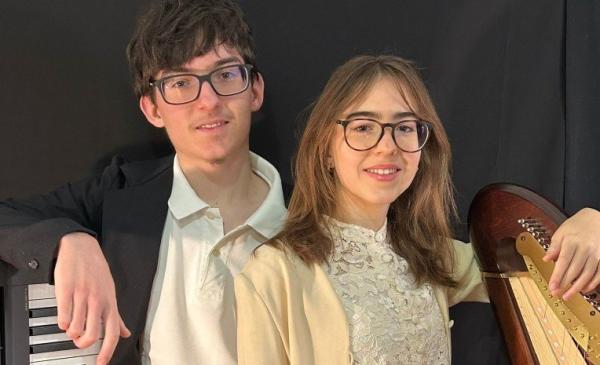 I gemelli Emanuele ed Elisabetta Isoardi al Monastero della Stella