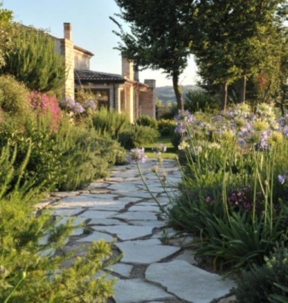 La passione del giardinaggio è anche rispetto della natura
