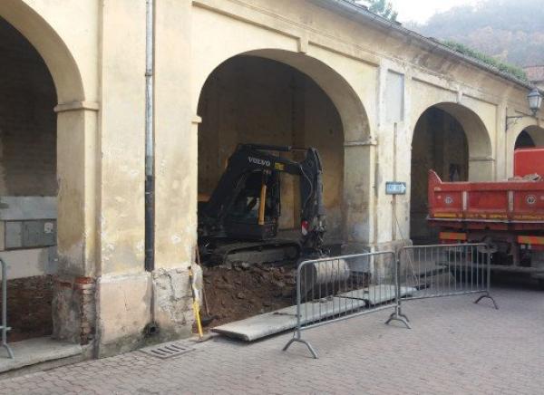 I portici e l’ala comunale di Cavour riceveranno nuova luce