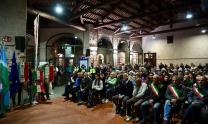 Bagno di folla per Veltroni a Saluzzo il 25 aprile