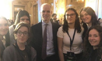 Il direttore del New York Times con gli allievi del Denina