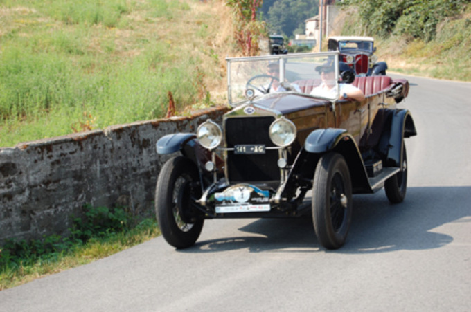 Auto d’epoca alla mostra dell’Antiquariato di Saluzzo