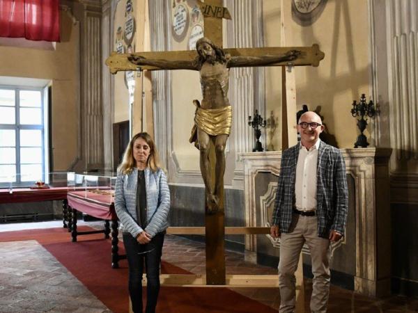 San Giovanni: si restaura il crocifisso