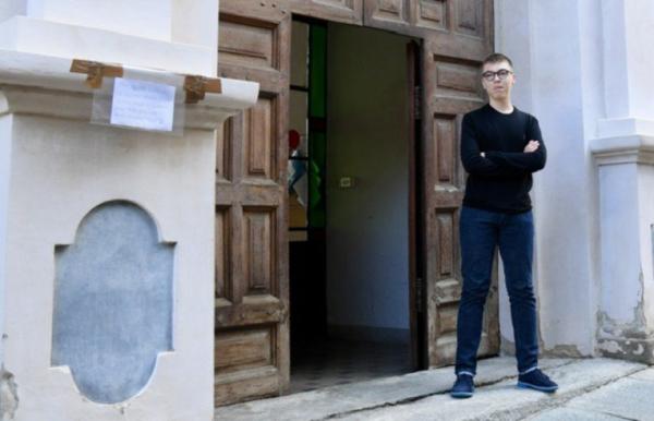Oltre 2100 firme per il liceo Classico Bodoni