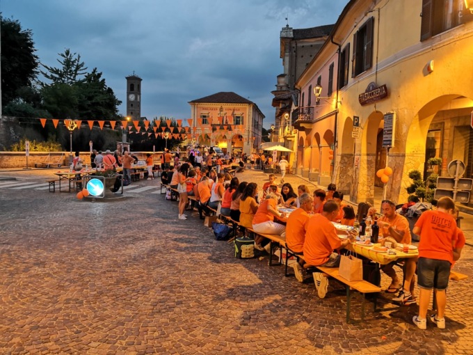 Sabato a Moretta c’è la cena in arancione