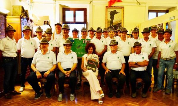 Gli alpini della Monviso hanno la loro madrina: Paola Ravazzi