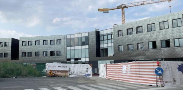 È certo, prima campanella nel nuovo polo scolastico