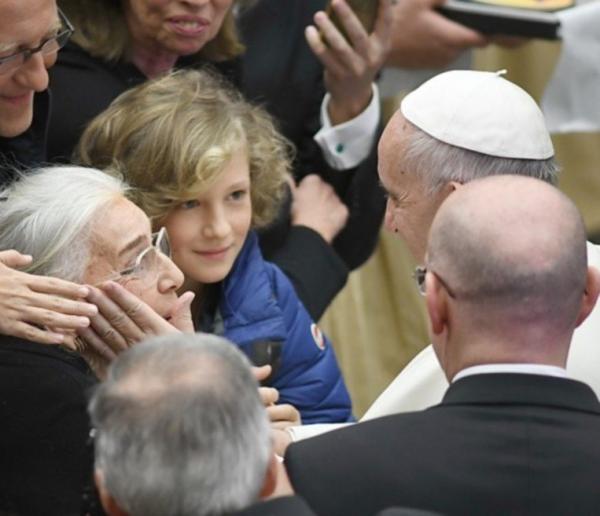 I nonni “alberi vivi” per Papa Francesco
