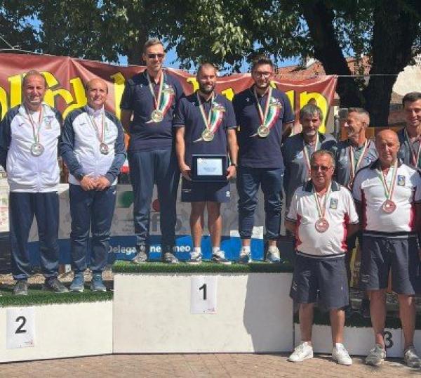 Petanque tricolore, Auxilium sei volte sul podio (due ori)