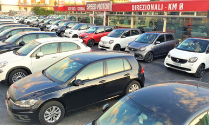 Segno negativo (-4,7%) anche per le auto usate