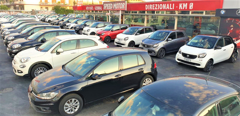 Segno negativo (-4,7%) anche per le auto usate