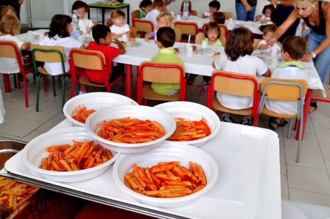 Fondi per le mense scolastiche di Sampeyre, Piasco e Verzuolo