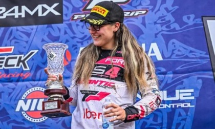 Sofia tradita dalla moto nel campionato italiano