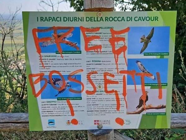 Vandalismo sulla Rocca di Cavour