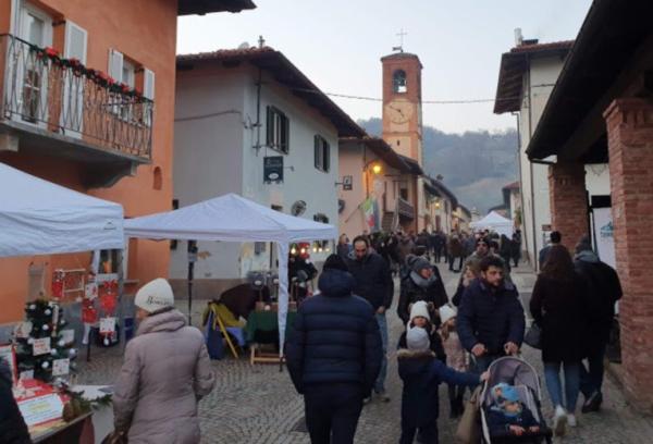 La magia del Natale a Castellar Domenica di mercatini e fuochi