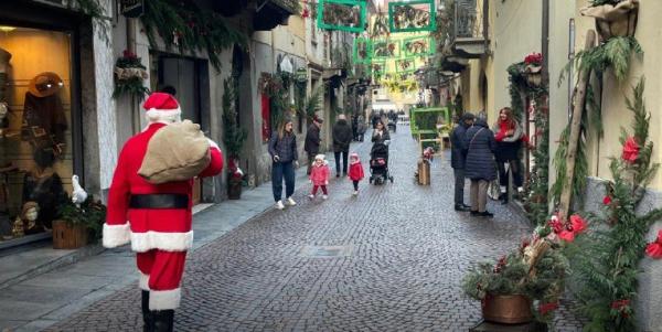 La magia del Natale avvolge la città