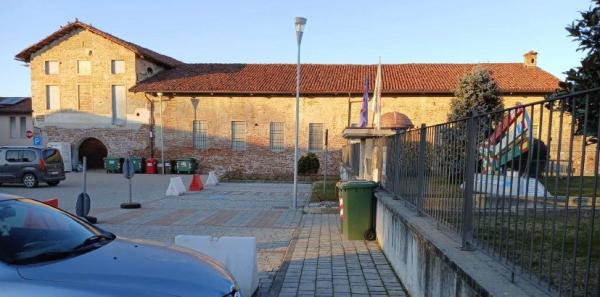 Cascina Gallo in vendita a 850 mila euro