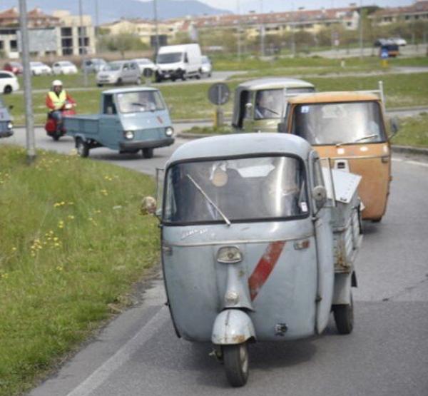 L’Ape lascia l’Italia per l’India