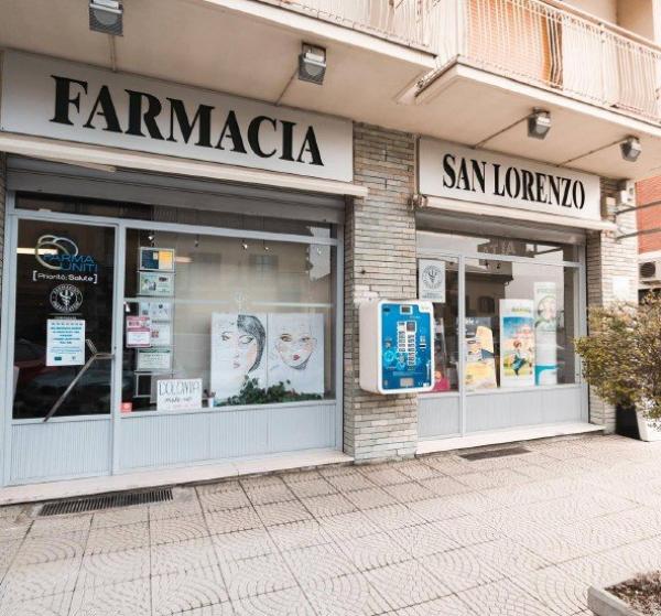 «La farmacia non può aprire lì» Divampa la polemica