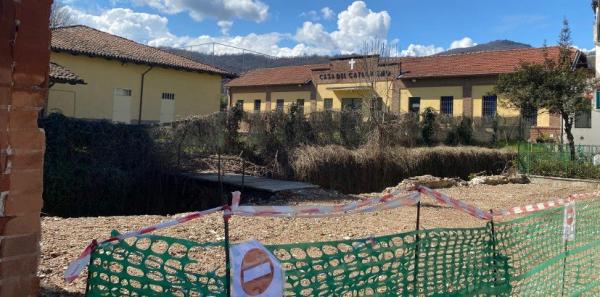 Parcheggio e maquillage al sagrato: così cambia Santa Maria
