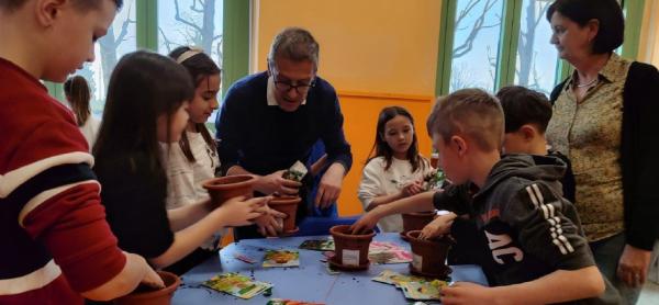 Il progetto Gazzetta “Coltiviamo” arriva alla primaria di Villafranca