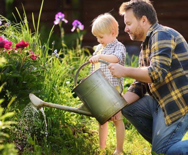 La cura del verde in casa unisce tutta la famiglia