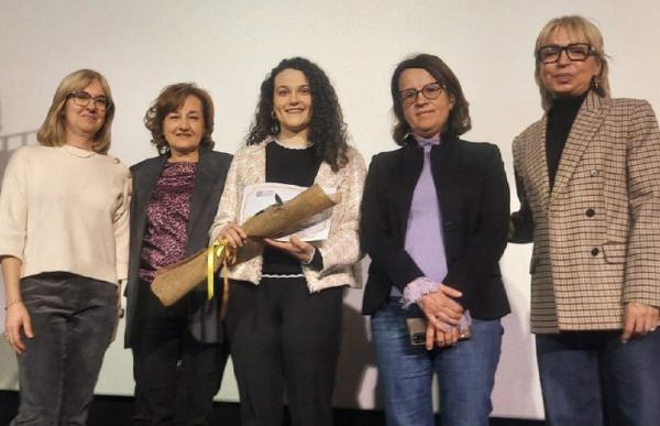 Zonta, 43 rose gialle e una gemma: l’universo al femminile svelato con un fiore
