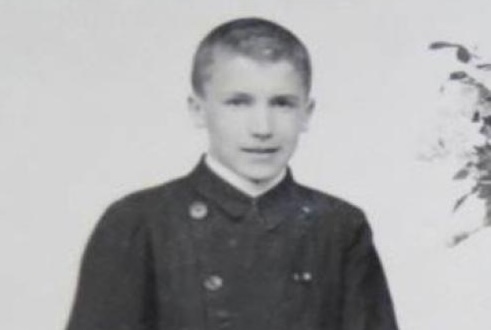 Una targa in ricordo di don Ernesto Uberti