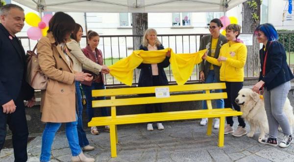 A Barge il giallo per l’endometriosi