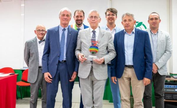 Il Premio Fruttinfiore del 2025 al direttore regionale Balocco