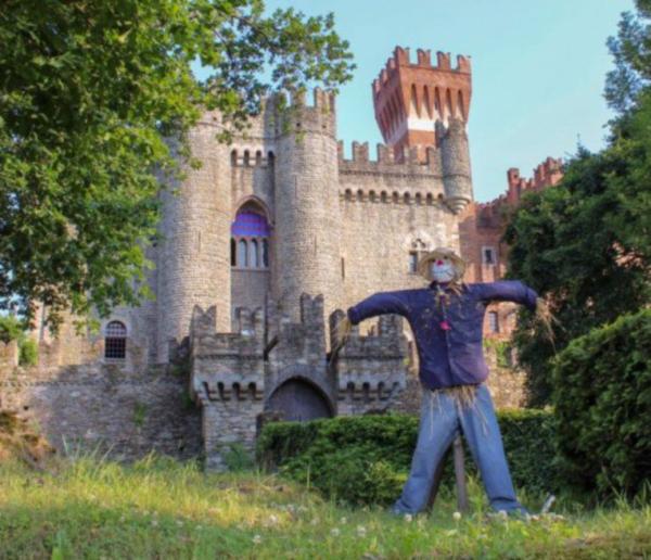 Tornano gli spaventapasseri a Castellar