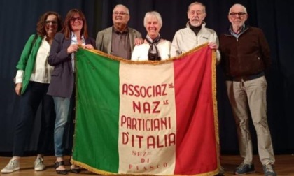 Ecco la bandiera del 1945 di Piasco