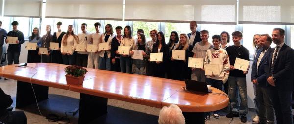 Ecco le borse di studio agli studenti dell’istituto Denina Pellico Rivoira