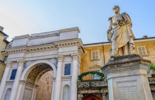 Savigliano celebra il suo eroe 200 anni fa moriva Santarosa