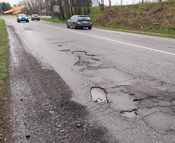 Non ci sono soldi per le strade Rischia di saltare il “piano asfalti”