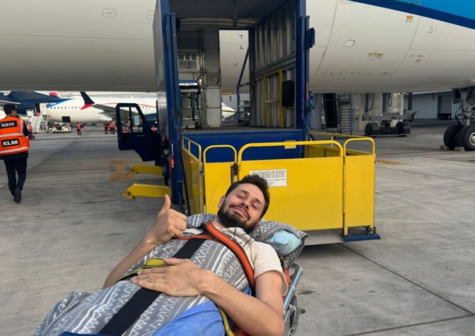 Mattia ed Emilie stanno rientrando in Italia dopo l’infortunio