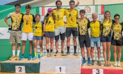 Due bronzi varaitini nei tricolori di staffetta