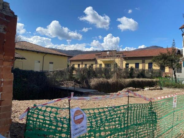 Cantieri per strade e scuole a Santa Maria nuova piazza