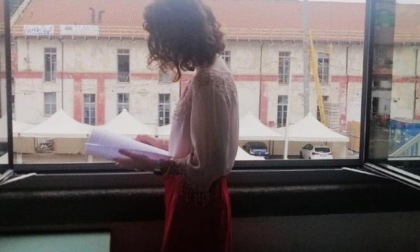 Maturità, esame sotto il sole cocente tra tensione e spumante