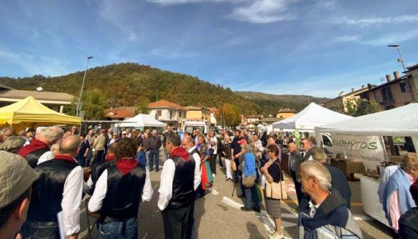 Venasca, con le castagne c’è una valle in vetrina
