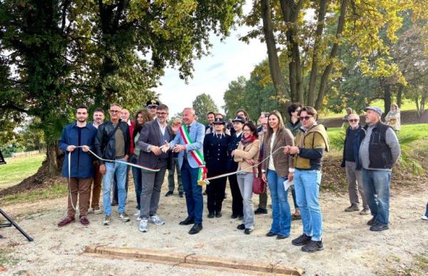 Centinaia di saluzzesi a passeggio in Vigna