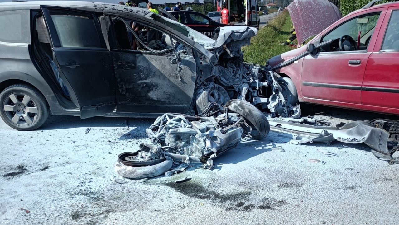 Incidente tra Cavour e Campigione: deceduto un giovane centauro