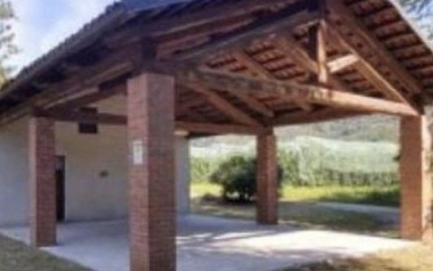 Un laghetto per lo stoccaggio dell’acqua